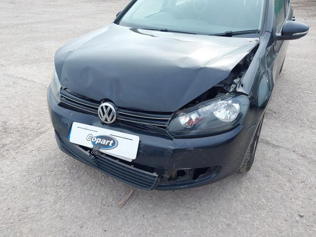 2011 VOLKSWAGEN GOLF MATCH