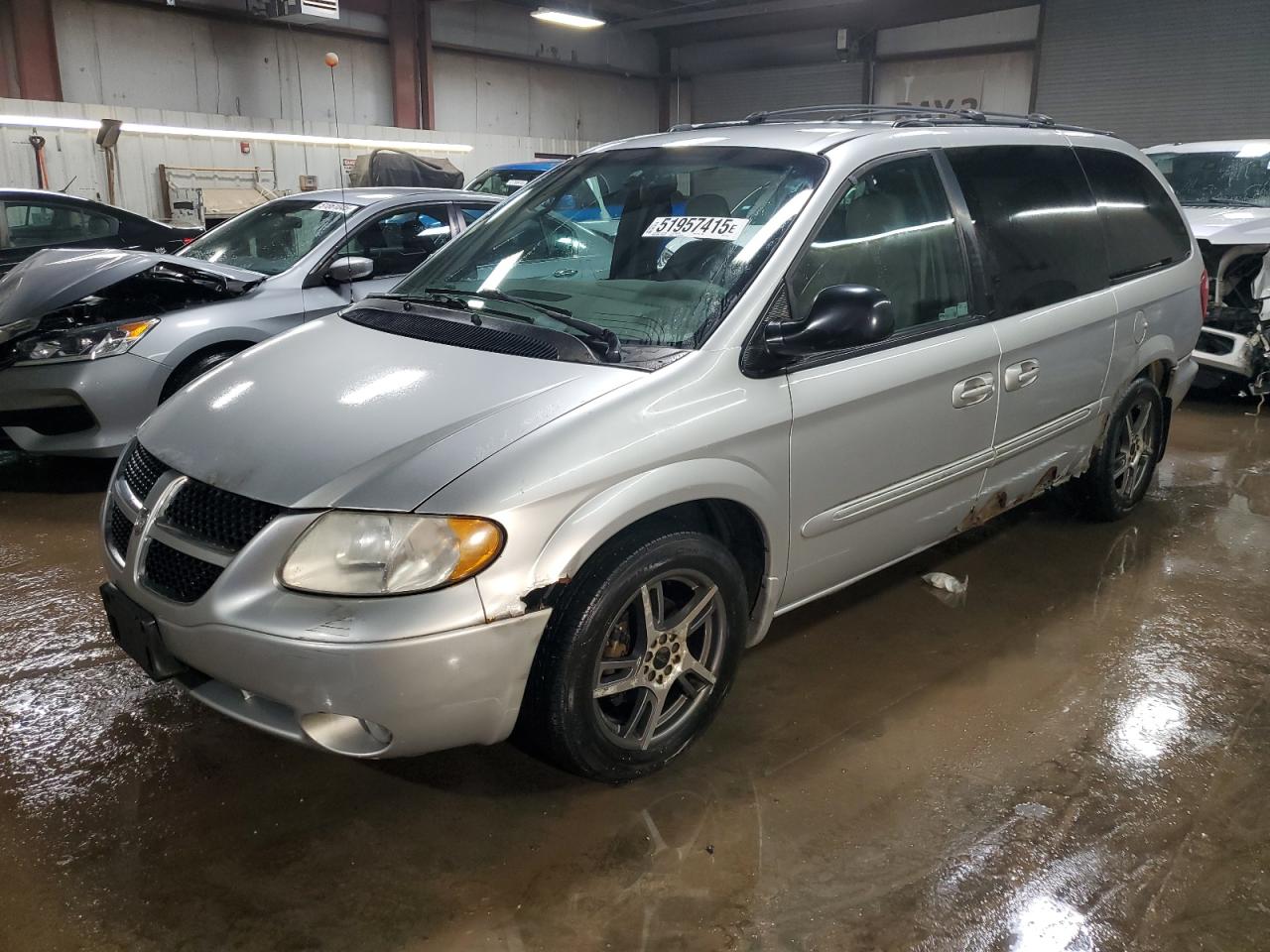 2002 Dodge Grand Caravan Es for Sale in Elgin, IL - Side