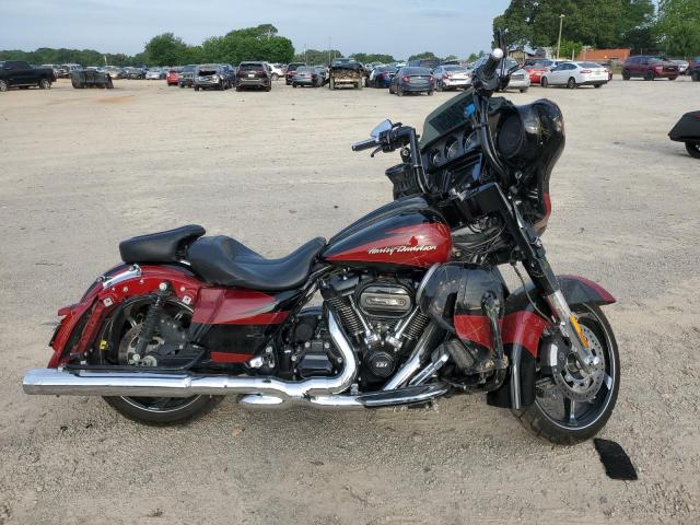  HARLEY-DAVIDSON FL 2017 Красный