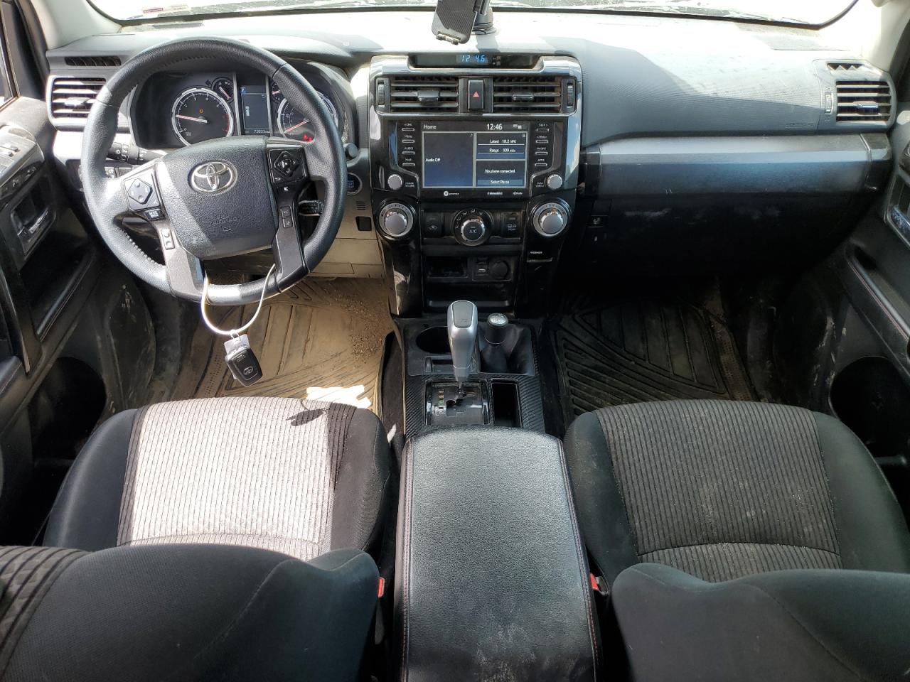 2022 Toyota 4Runner Sr5/Sr5 Premium VIN: JTEPU5JR1N6008136 Lot: 55226735
