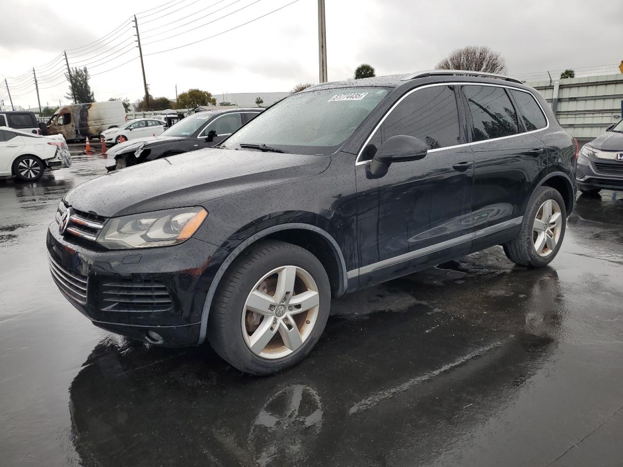 2014 Volkswagen Touareg V6 na sprzedaż w Miami, FL - Water/Flood