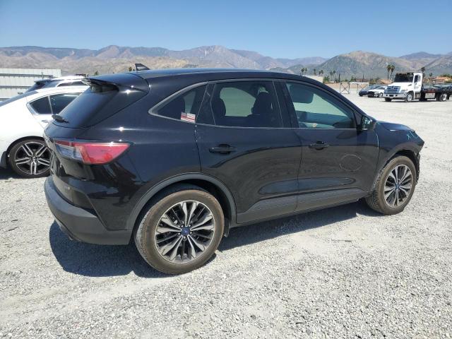  FORD ESCAPE 2022 Czarny