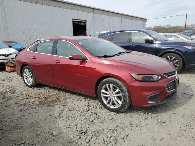  CHEVROLET MALIBU 2018 Czerwony
