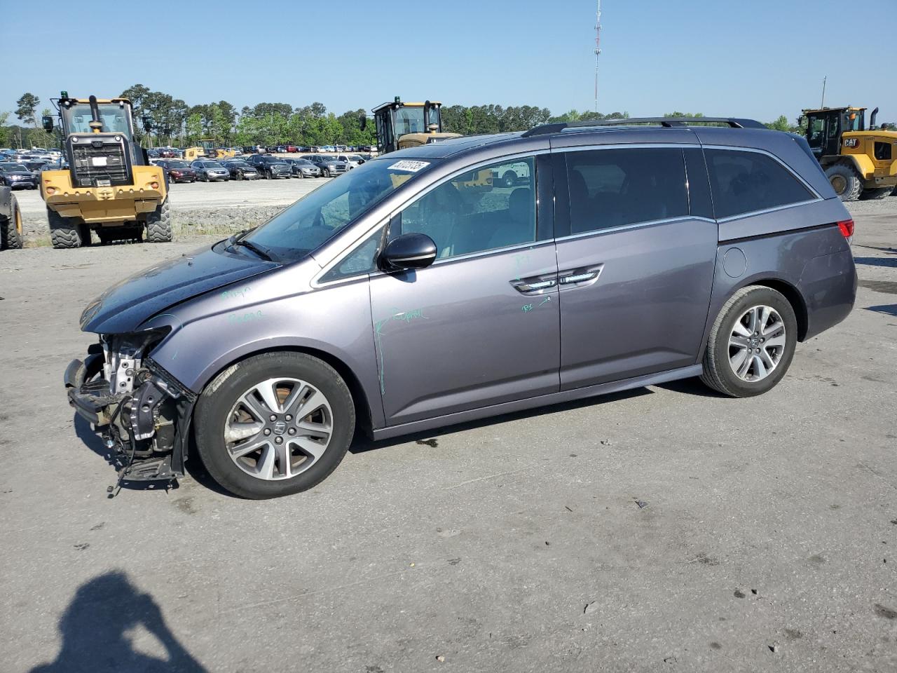 2015 Honda Odyssey Touring на продаже в Dunn, NC - Front End
