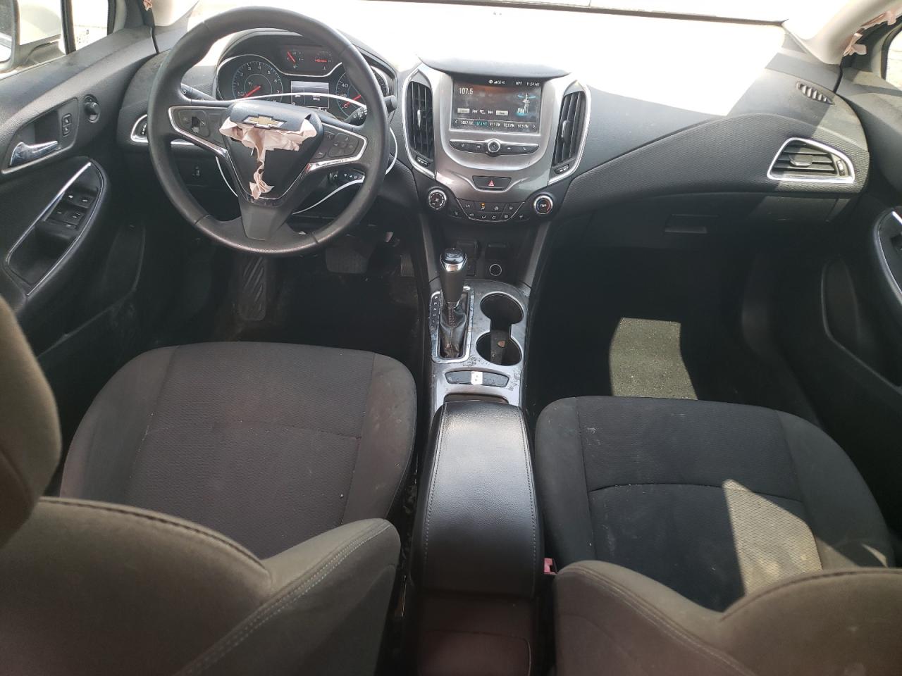 2018 Chevrolet Cruze Lt VIN: 1G1BE5SM7J7136201 Lot: 53656905