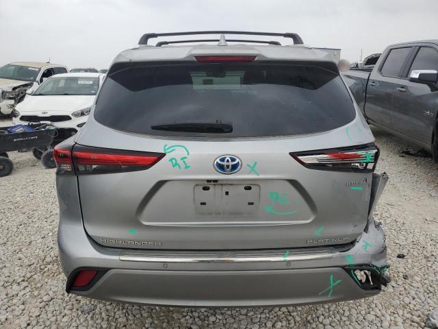  TOYOTA HIGHLANDER 2021 Srebrny