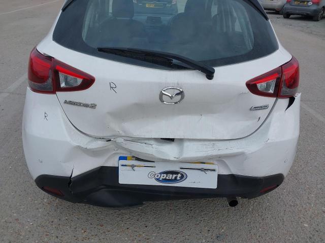 2017 MAZDA 2 SE