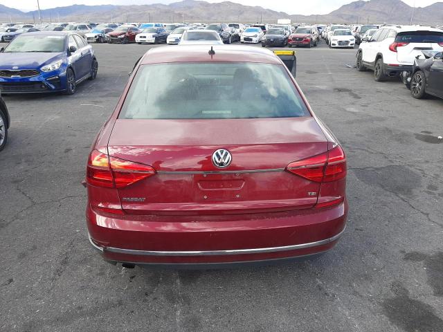Седаны VOLKSWAGEN PASSAT 2016 Красный