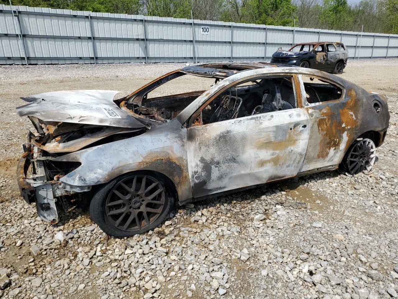 2005 Toyota Scion Tc for Sale in Walton, KY - Burn