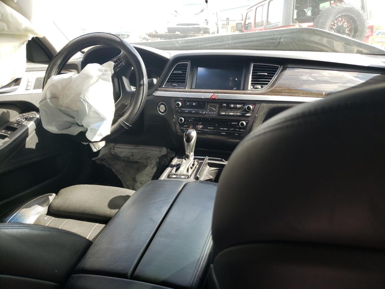 2015 Hyundai Genesis 3.8L VIN: KMHGN4JEXFU052928 Lot: 55525025