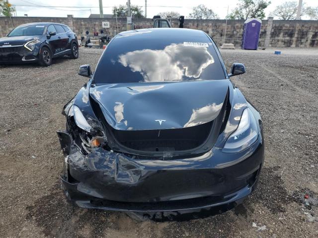  TESLA MODEL 3 2023 Czarny