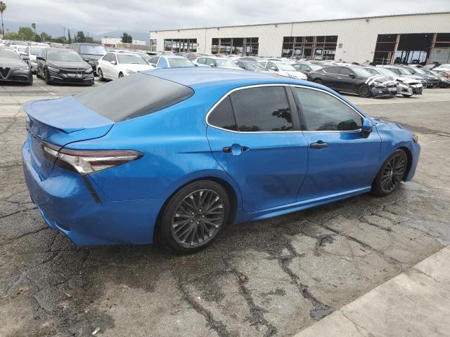  TOYOTA CAMRY 2018 Синий