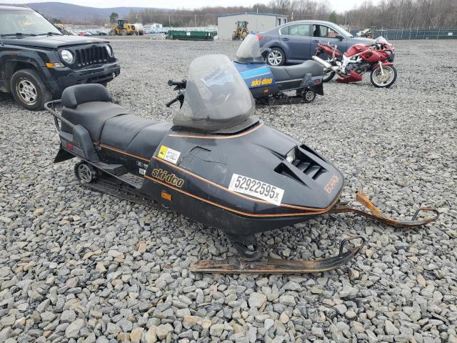 1987 SKIDOO SNOWBMOBIL a la Venta en Copart PA - SCRANTON