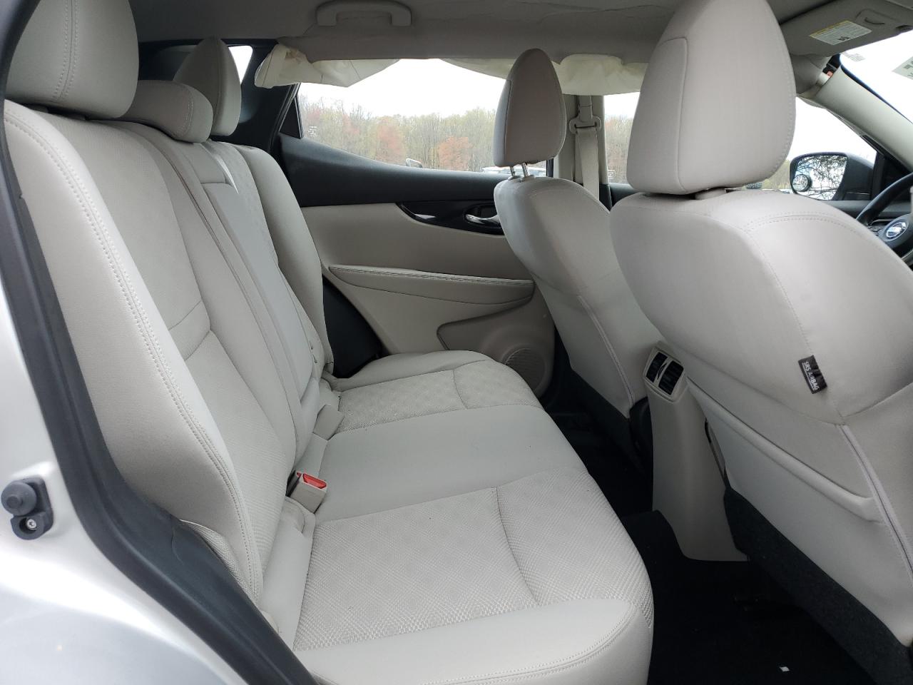 JN1BJ1CR5KW322299 NISSAN ROGUE 2019