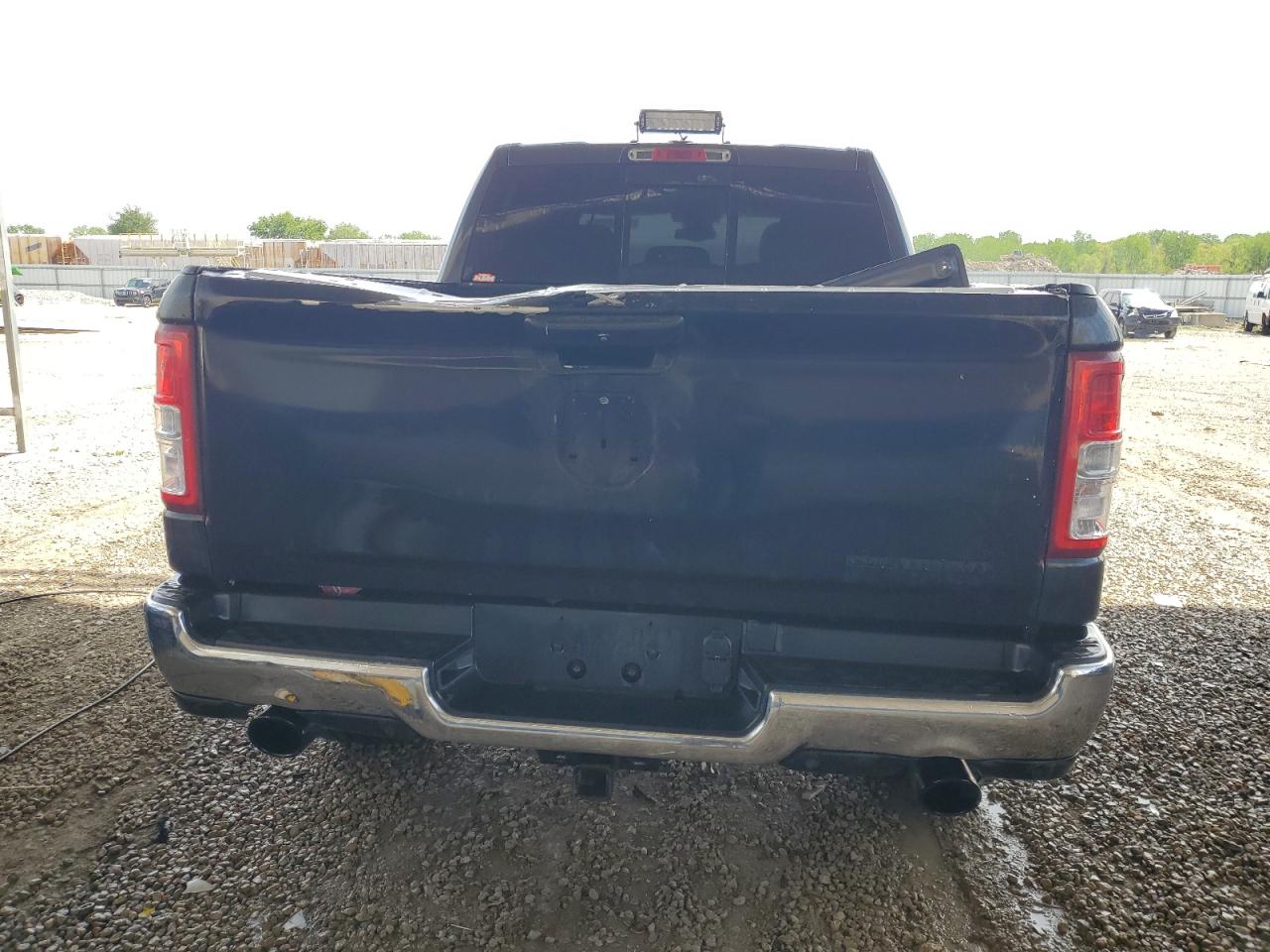 2021 RAM 1500 - Image 6