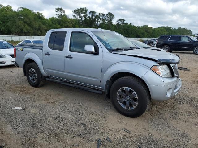  NISSAN FRONTIER 2018 Srebrny