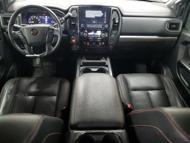  NISSAN TITAN 2022 Чорний