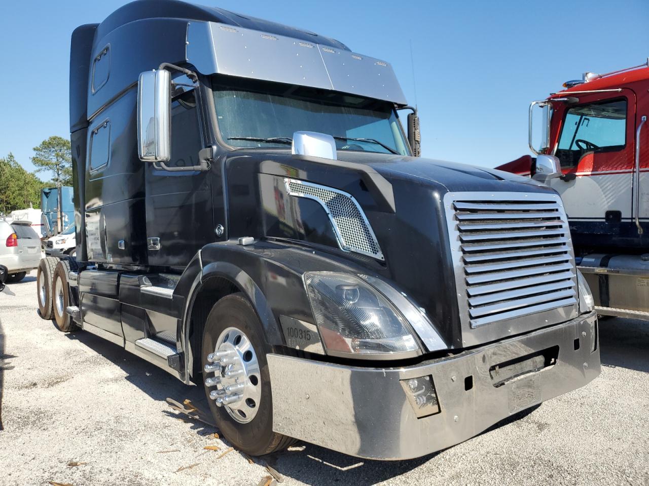 Harleyville, SC에서 판매 중인 2007 Volvo Vnl Semi Truck - Front End