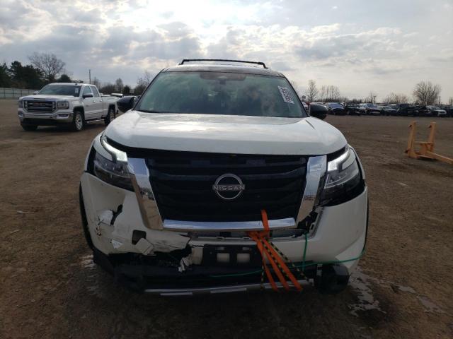  NISSAN PATHFINDER 2022 Белы