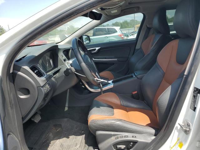  VOLVO V60 2016 White