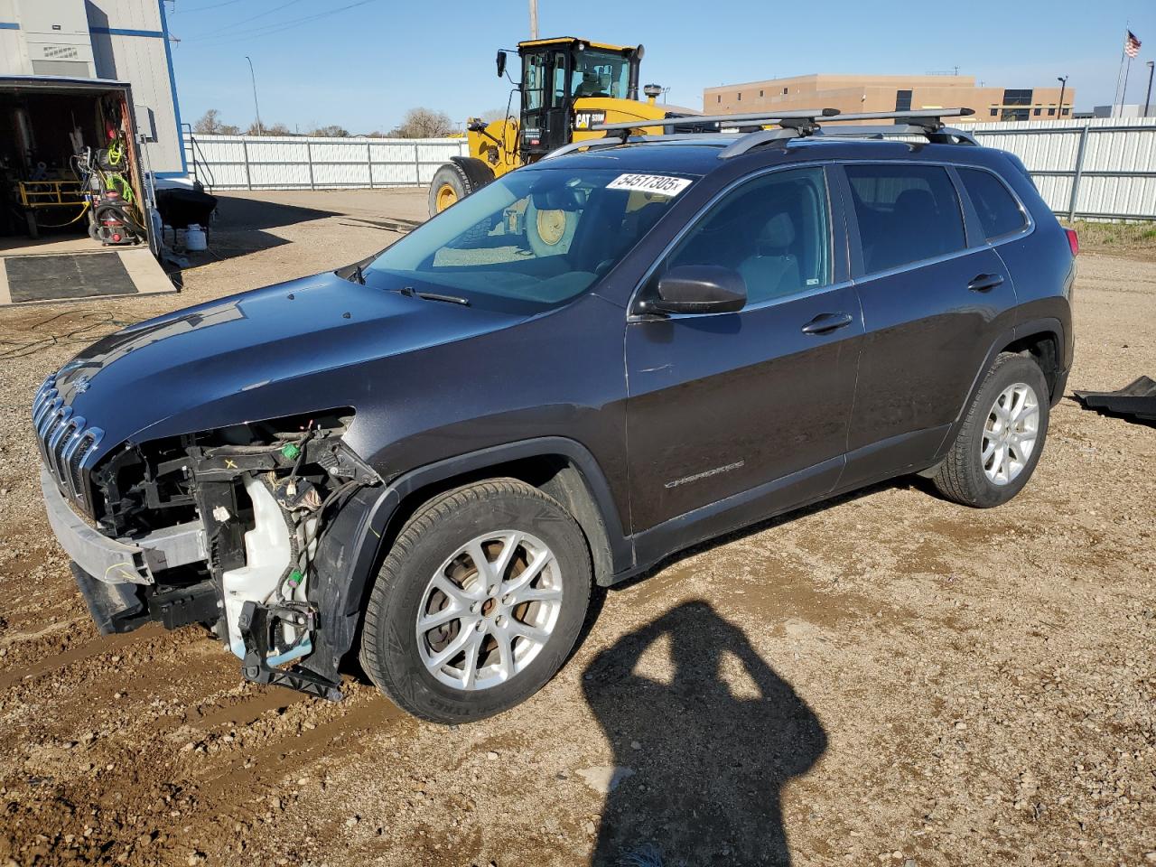 2016 Jeep Cherokee Latitude for Sale in Bismarck, ND - Front End