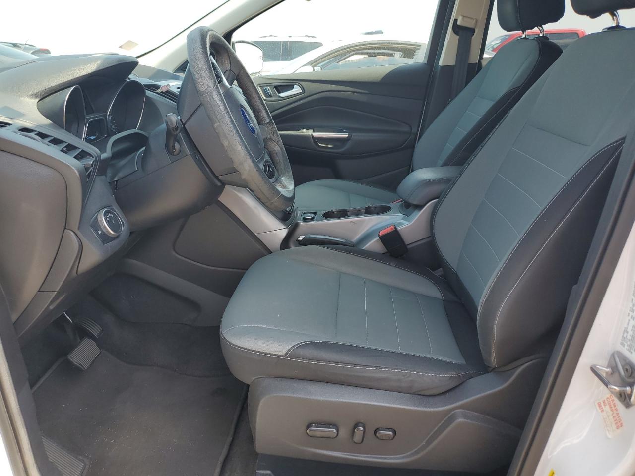 1FMCU0G75GUC28983 FORD ESCAPE 2016