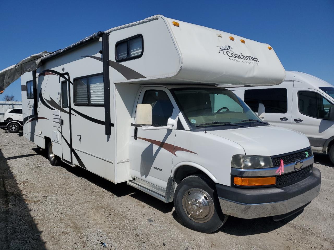 2012 Chevrolet Express G4500 for Sale in Earlington, KY - Hail