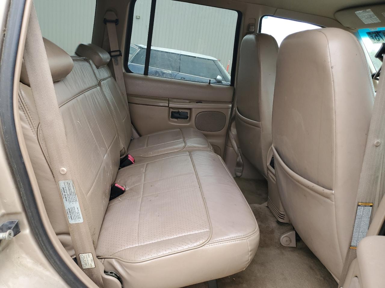 1998 Ford Explorer VIN: 1FMZU34E8WUD28654 Lot: 50938175