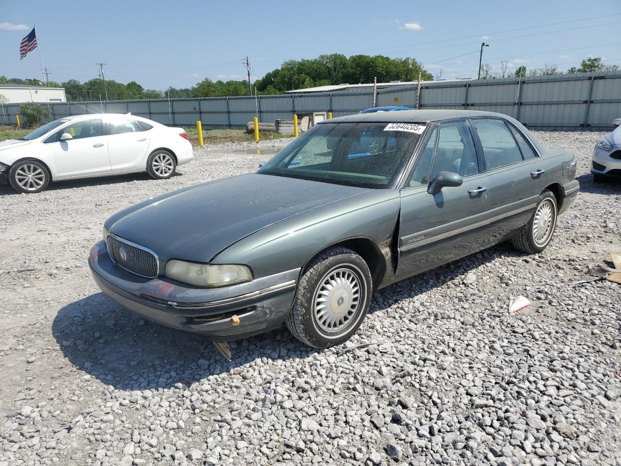 Montgomery, AL에서 판매 중인 1998 Buick Lesabre Custom - Side