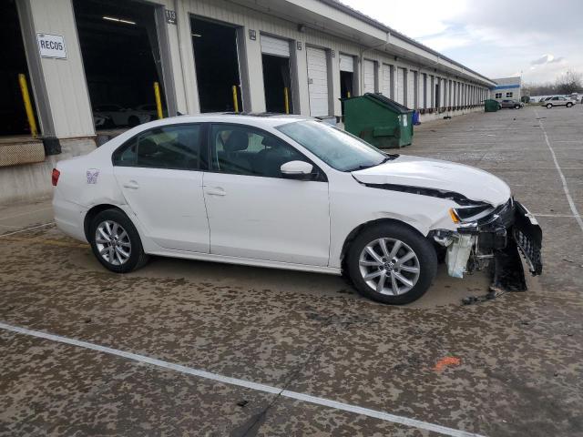 Sedans VOLKSWAGEN JETTA 2012 Biały