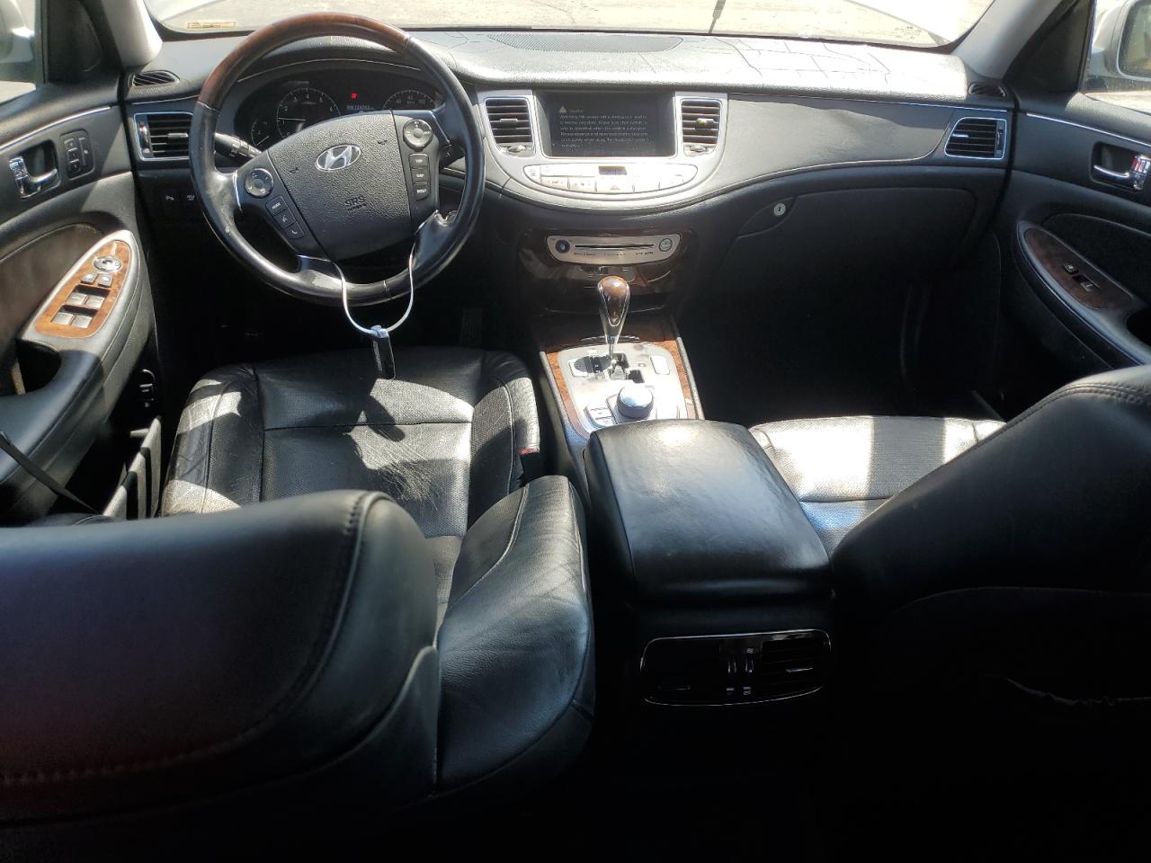 2009 Hyundai Genesis 4.6L VIN: KMHGC46F09U047085 Lot: 54066495