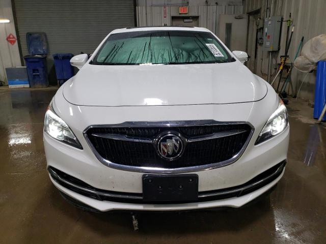  BUICK LACROSSE 2017 Biały