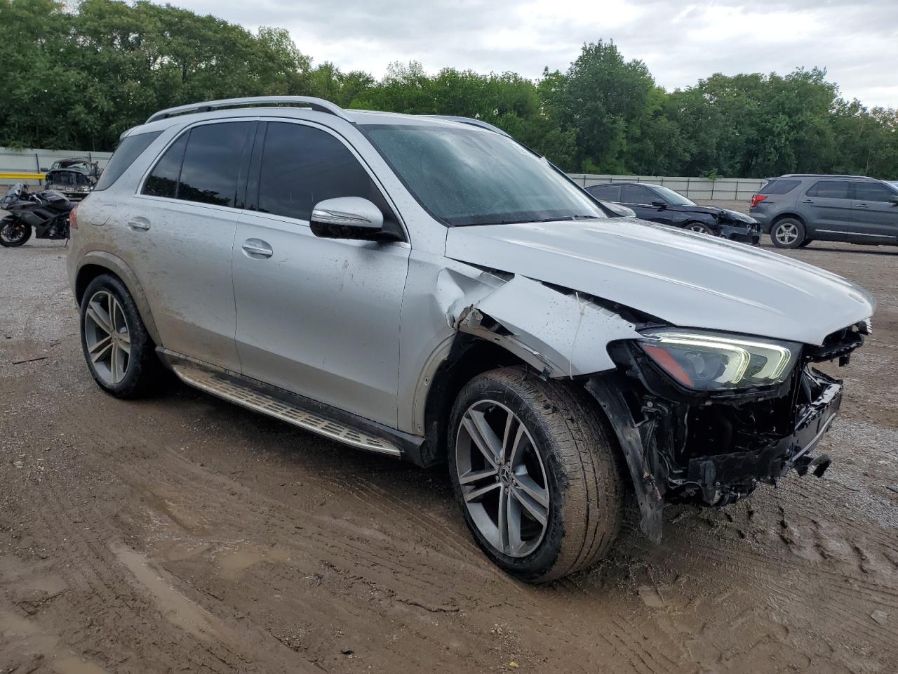 Фото: 4JGFB4KE5LA230700 - 4