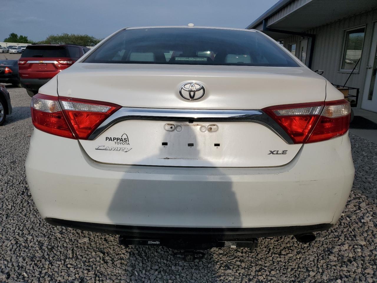 2015 Toyota Camry Le VIN: 4T1BF1FK7FU968311 Lot: 54578035