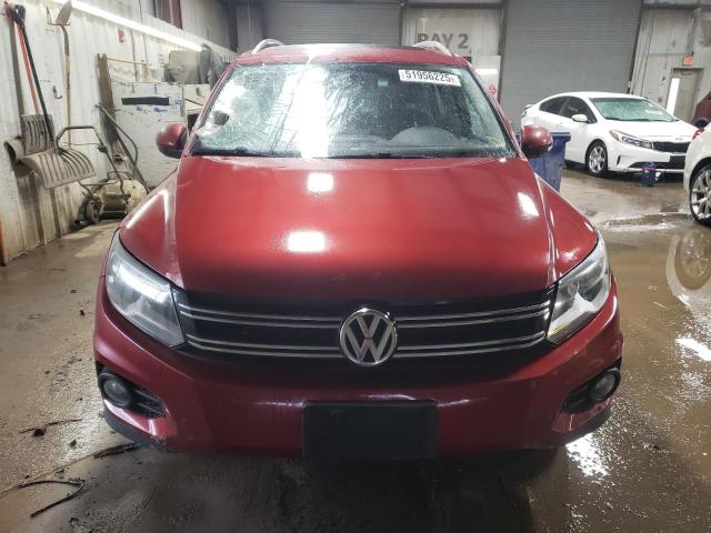  VOLKSWAGEN TIGUAN 2013 Czerwony