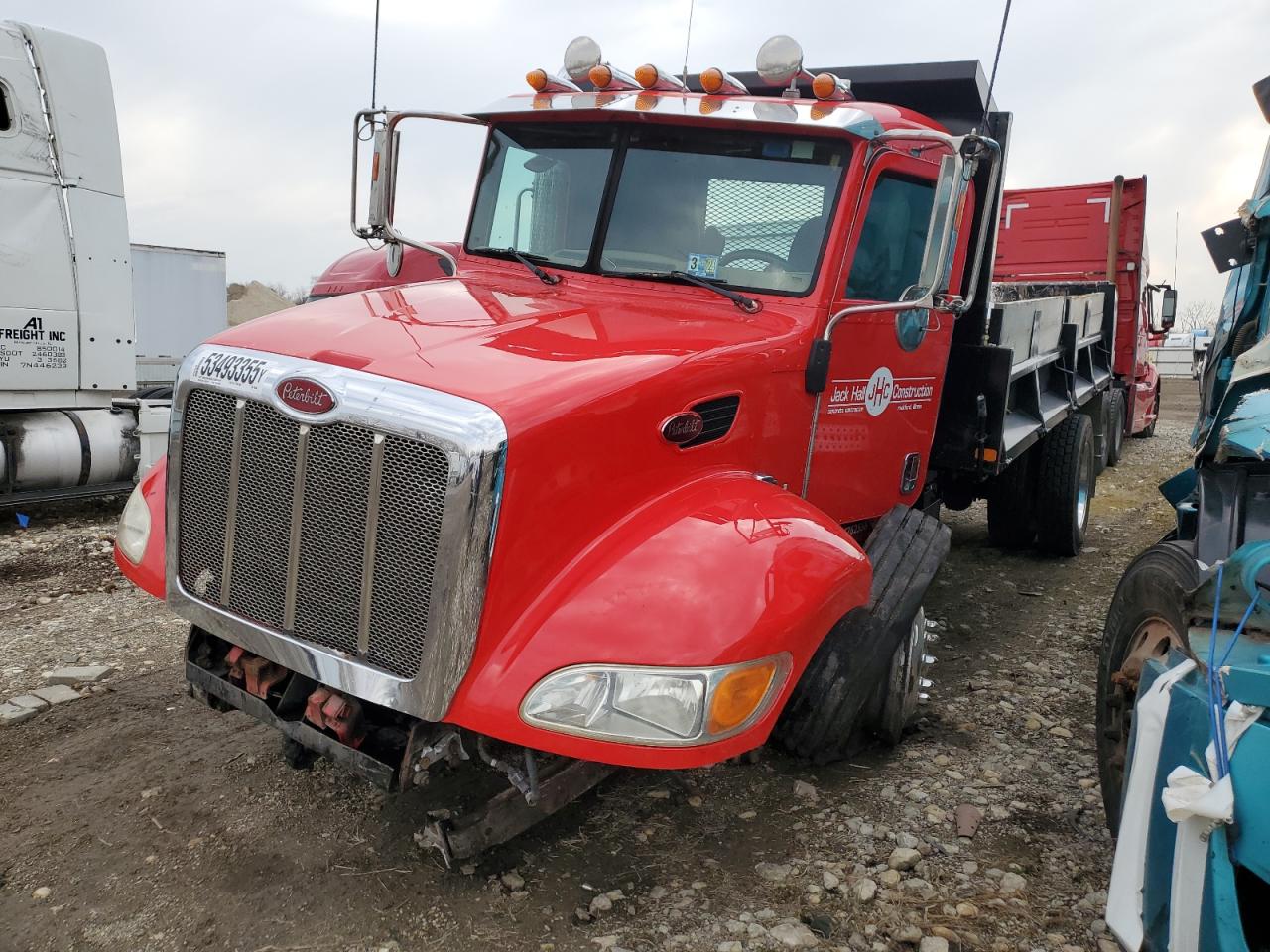 2008 Peterbilt 335 for Sale in Elgin, IL - Front End