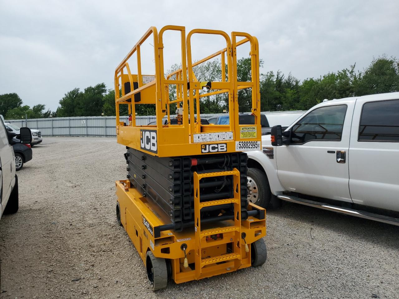 2023 Jcb S4550E Scissor Lift for Sale in Wilmer, TX - Vandalism