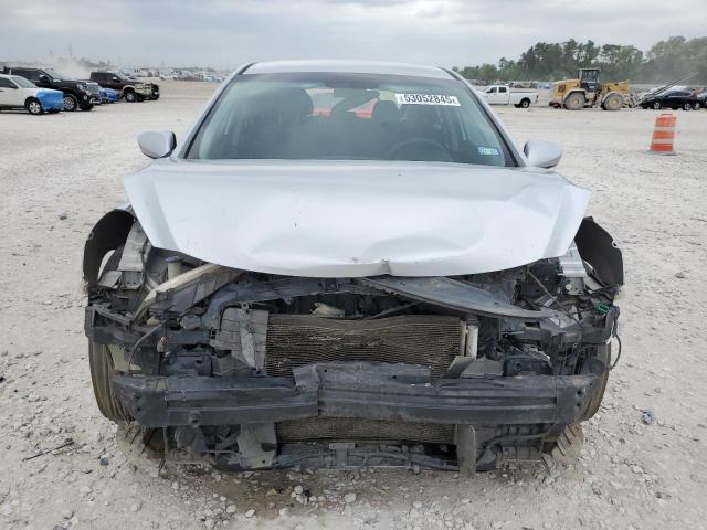  HYUNDAI ELANTRA 2013 Серебристый