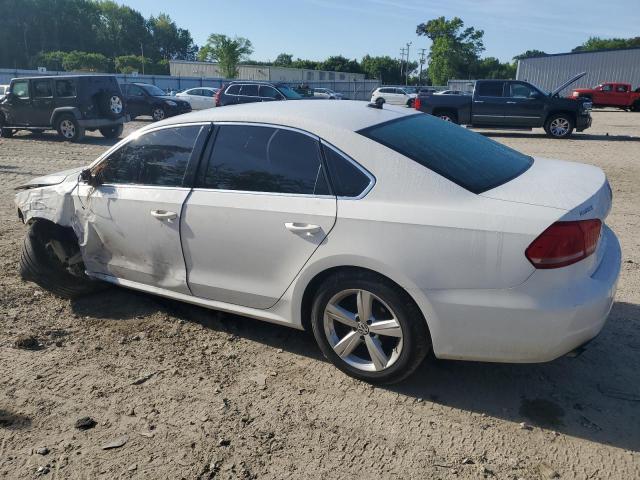  VOLKSWAGEN PASSAT 2015 Белый