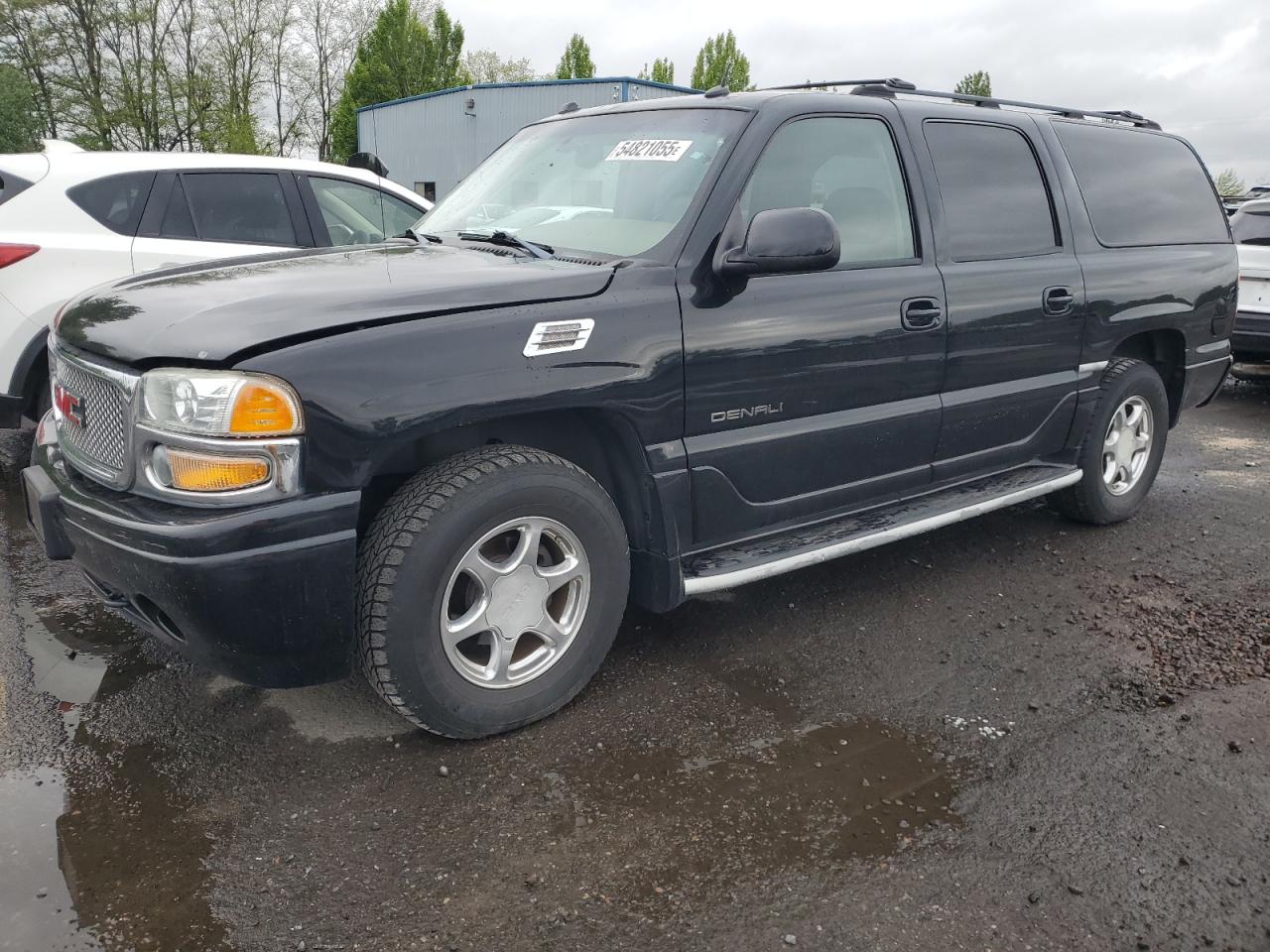 2004 Gmc Yukon Xl Denali for Sale in Portland, OR - Side