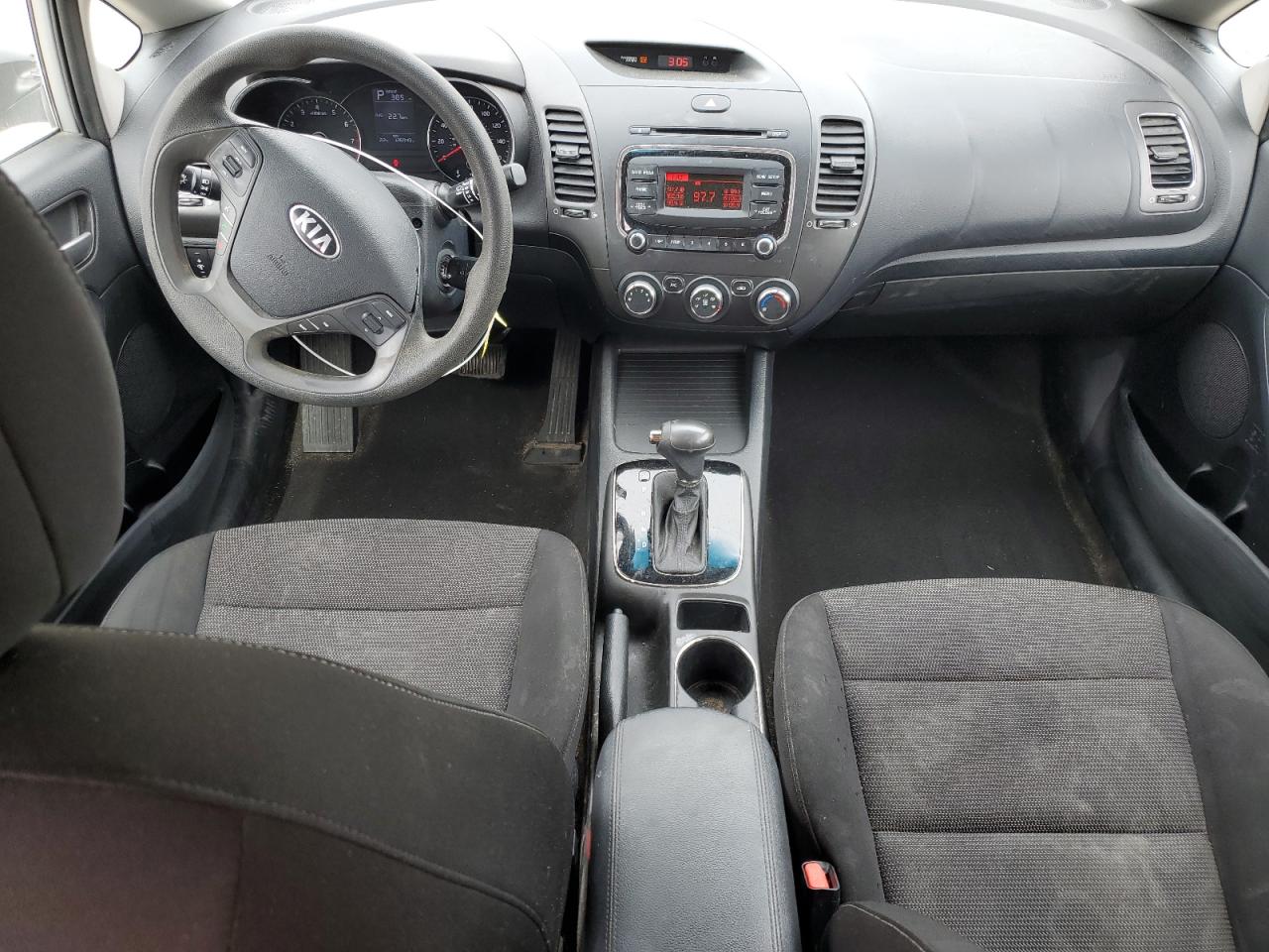 2017 Kia Forte Lx VIN: KNAFK5A81H5706346 Lot: 52884975