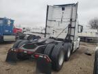 2009 Volvo Vnl Semi Truck for Sale in Elgin, IL - Minor Dent/Scratches