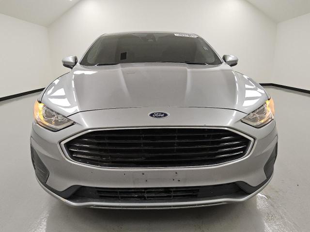  FORD FUSION 2020 Srebrny