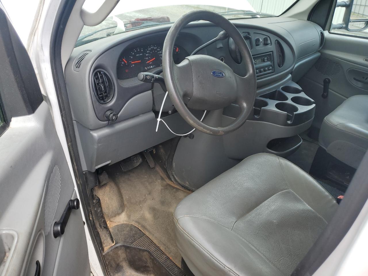 2008 Ford Econoline E350 Super Duty Van VIN: 1FTSE34L48DA26847 Lot: 49805785