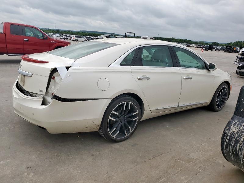  CADILLAC XTS 2013 White