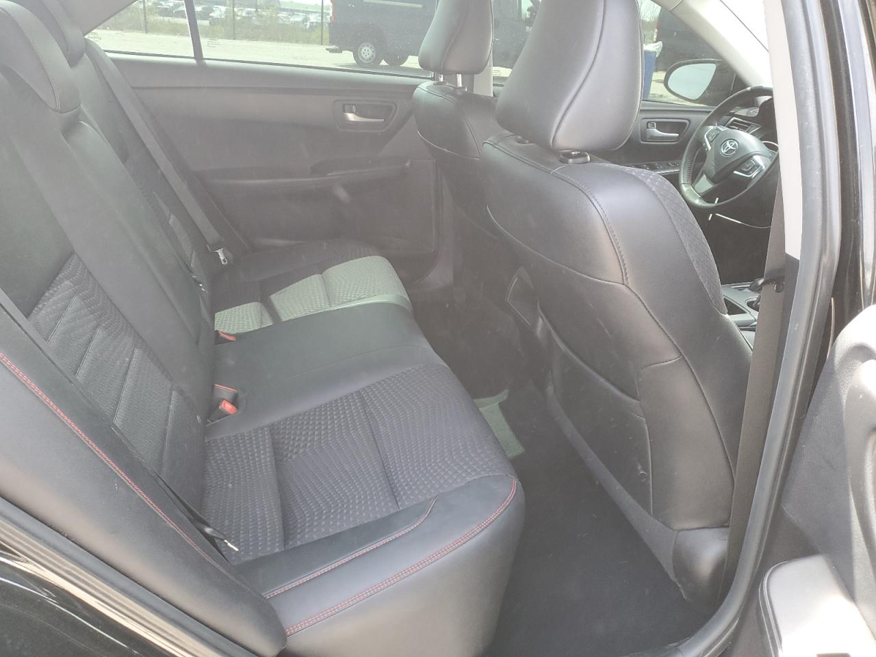 2015 Toyota Camry Le VIN: 4T1BF1FK1FU477569 Lot: 52549785