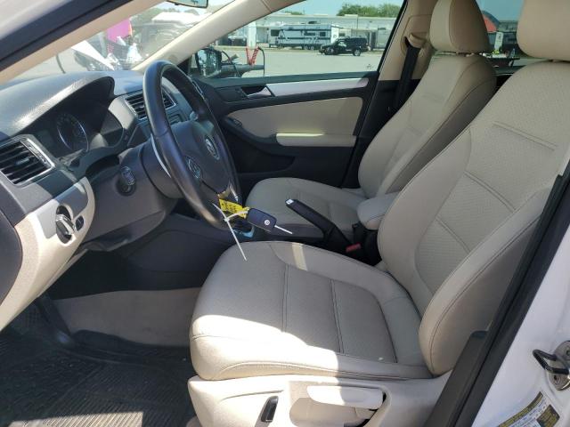  VOLKSWAGEN JETTA 2013 Белы