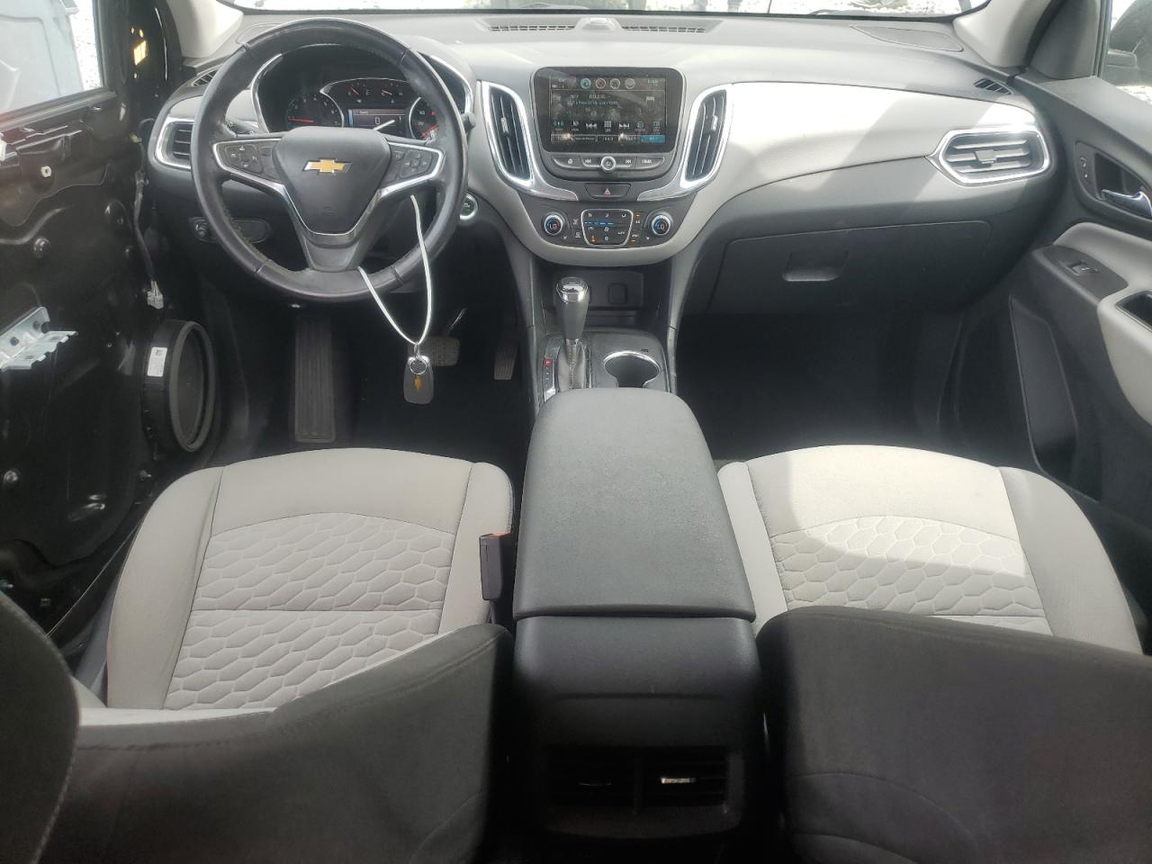 2GNAXJEV6J6330610 CHEVROLET EQUINOX 2018