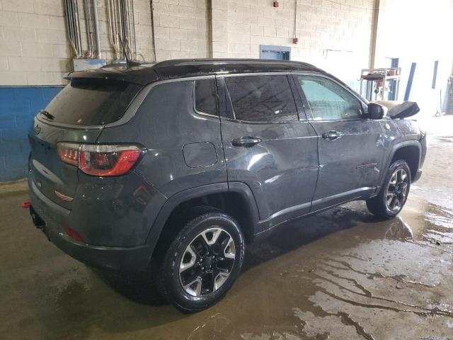  JEEP COMPASS 2018 Серый