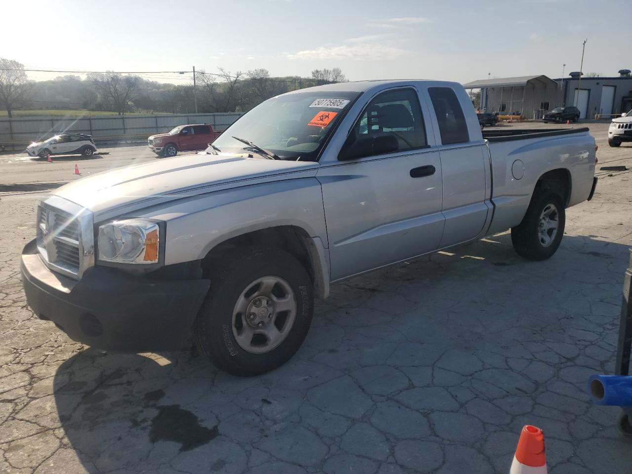 2005 Dodge Dakota St for Sale in Lebanon, TN - Front End